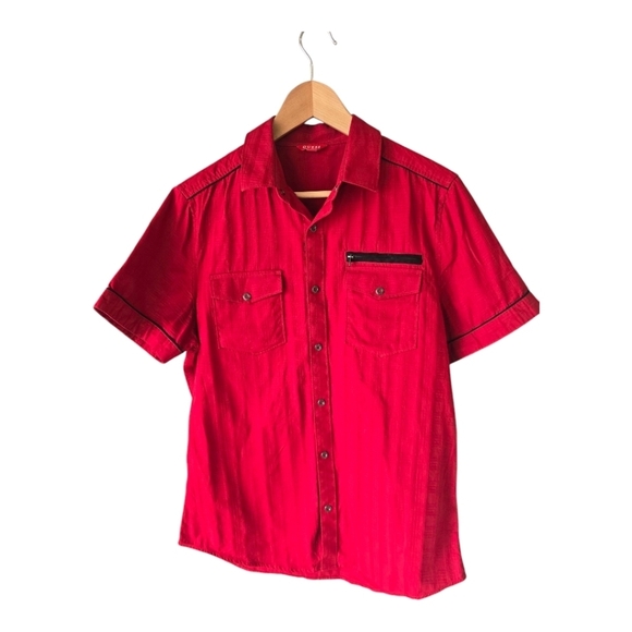Guess Shirt Men Sz M Red Snap Buttons Short Sleeve Pockets Casual - Picture 1 of 11